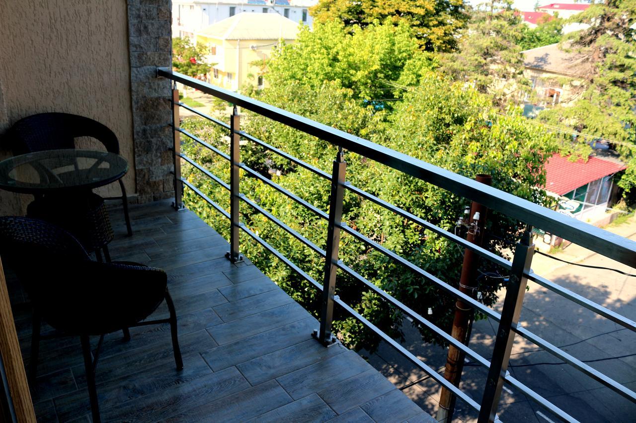Hotel Lazi Koboeleti Buitenkant foto