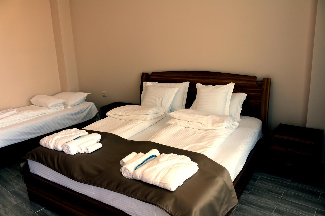 Hotel Lazi Koboeleti Buitenkant foto