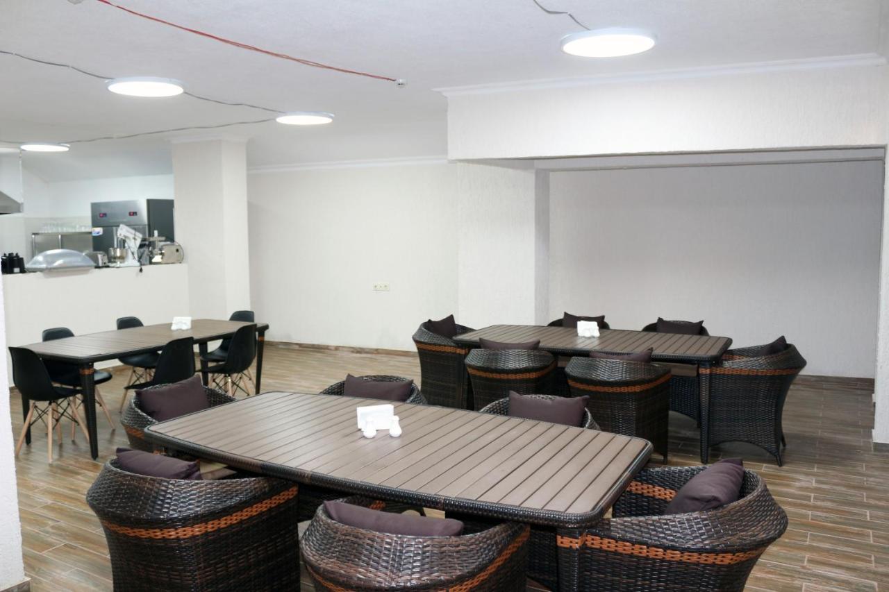 Hotel Lazi Koboeleti Buitenkant foto