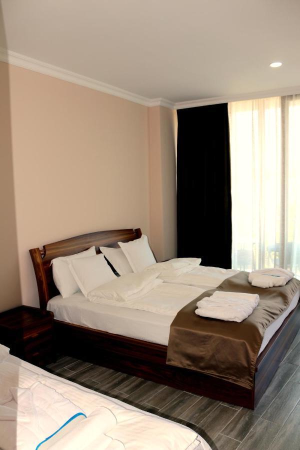 Hotel Lazi Koboeleti Buitenkant foto