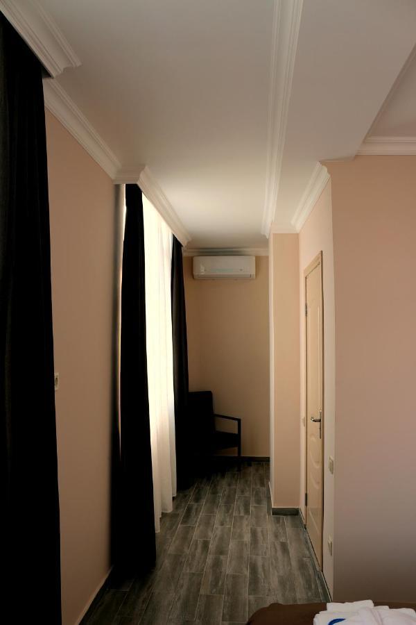 Hotel Lazi Koboeleti Buitenkant foto