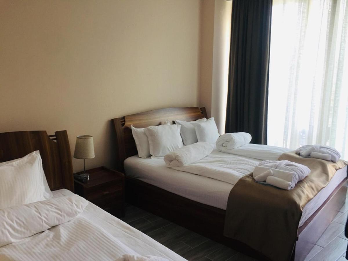Hotel Lazi Koboeleti Buitenkant foto