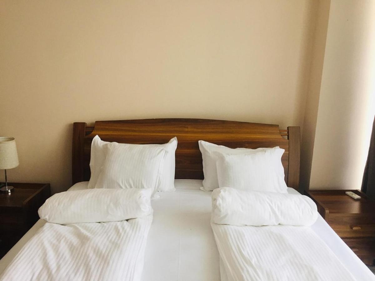 Hotel Lazi Koboeleti Buitenkant foto